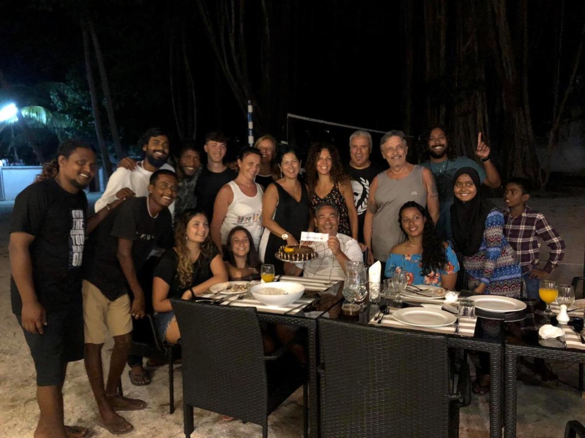 Huvan Inn Fulidhoo Exterior photo